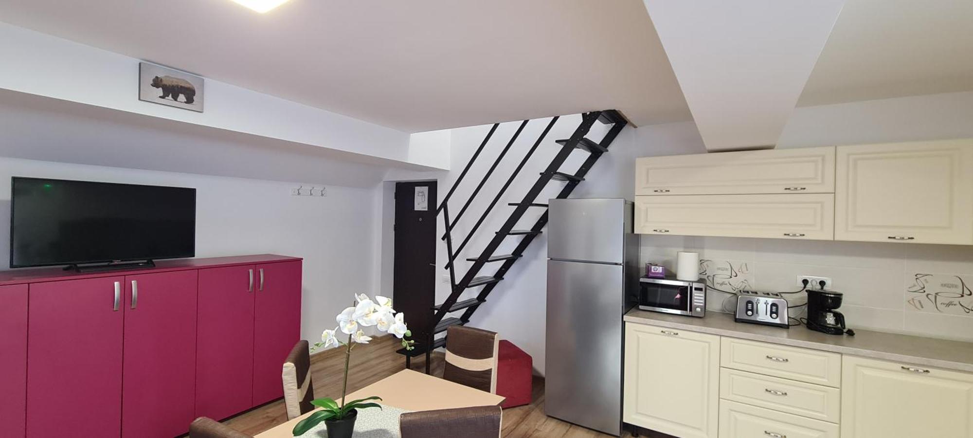 Perla Aparthotel *